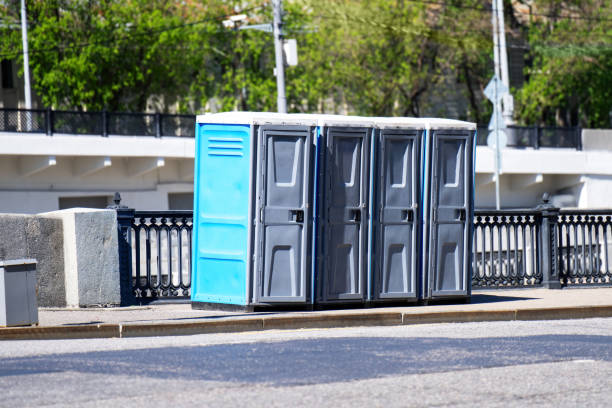 Best Portable restroom solutions  in Delavan, IL